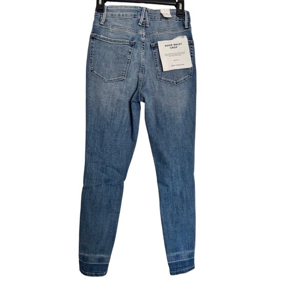 Good American Good Waist Crop Size 2/26 Medium Wash Distressed Legs NWT - Picture 4 of 8